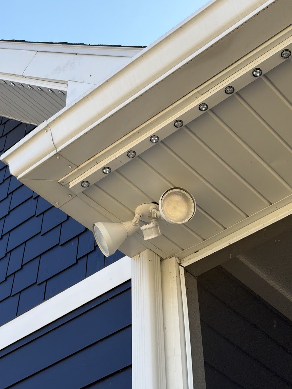 Country 1.5 Story Roofline Installation photo 6