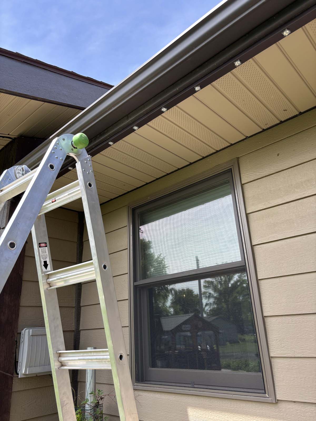 Custom Multi-level Installation photo 8